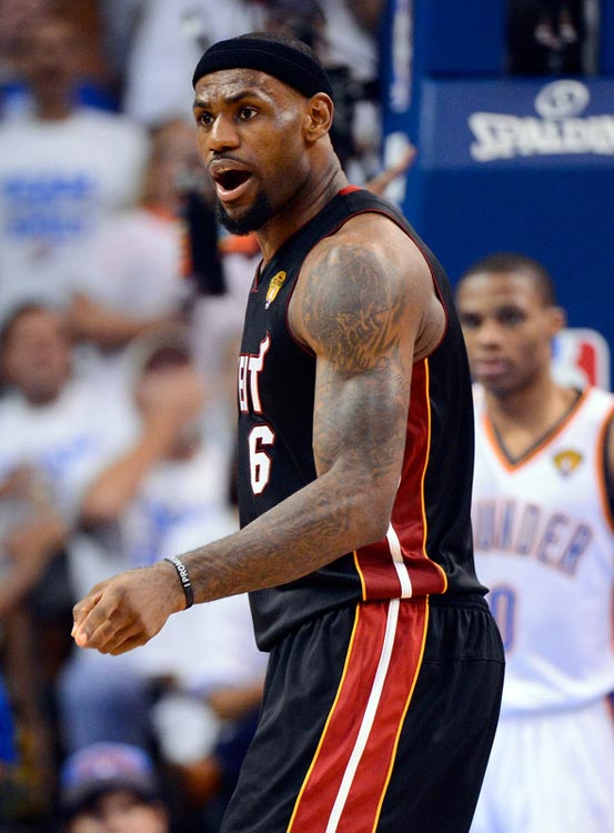 荷甲战报：诺约克斯梅开二度，SBV精英2-1战胜阿贾克斯