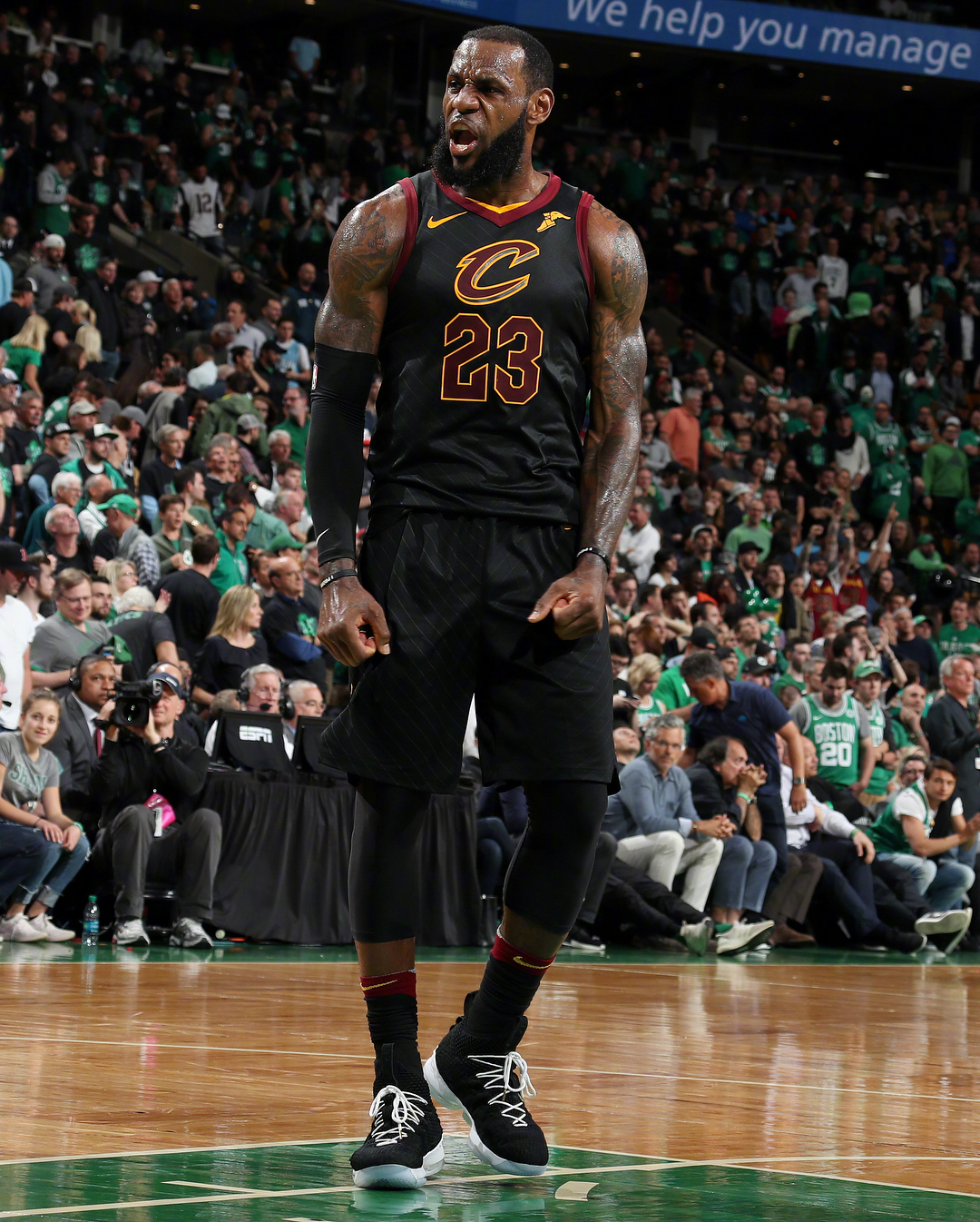 非洲杯-萨拉赫点射致胜 十人埃及1-0力克南非