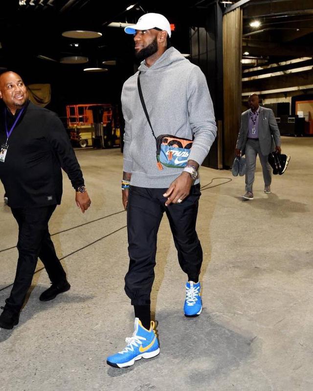 NBA常规赛明天1月10日赛程：火箭再战开拓者盼复仇，湖人PK雄鹿