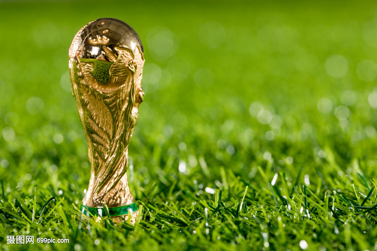 英媒：一名苏格兰球员膝盖受伤等待救护车近10小时，政府道歉