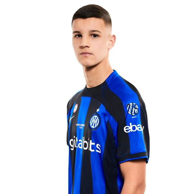 上海申花宣布38岁于汉超正式退役