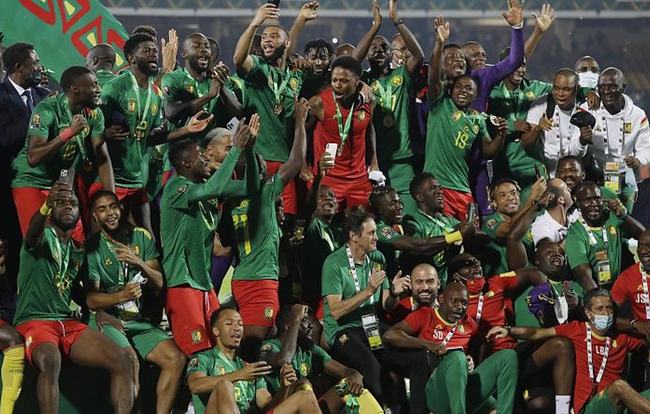 意媒：弗拉霍维奇在国家队中出现肌肉不适，但伤情不重