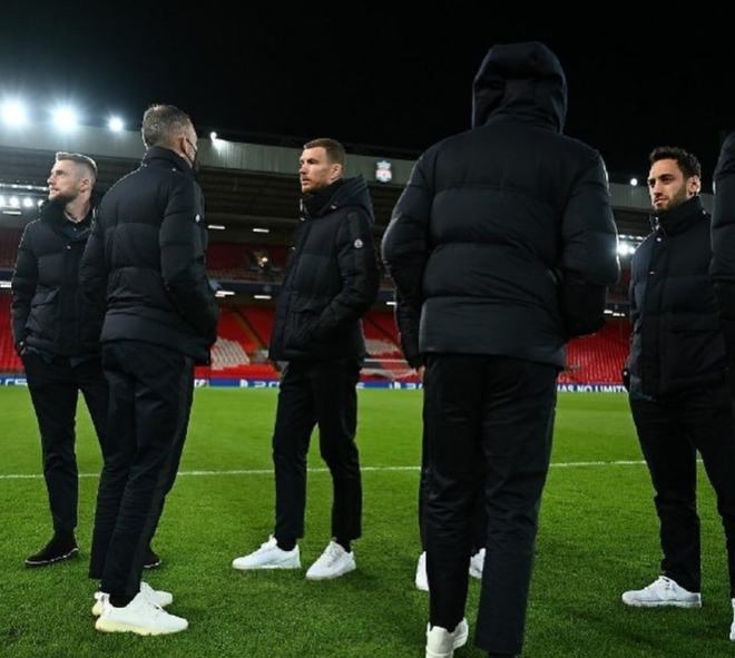 曼城官方：奥赖利新赛季将改穿33号球衣