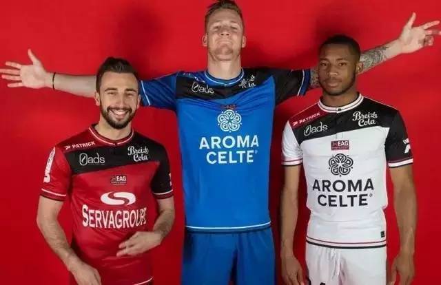 辽宁男篮王哲林末节关键表现出色