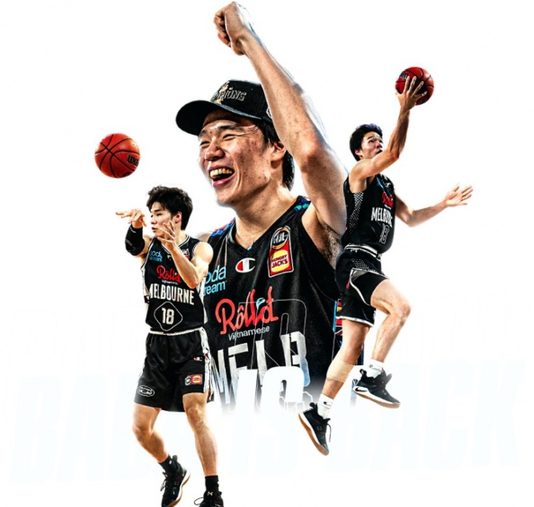 普荷斯在 2022 年全明星赛获得全场球员单膝跪地致敬，场面令人动容