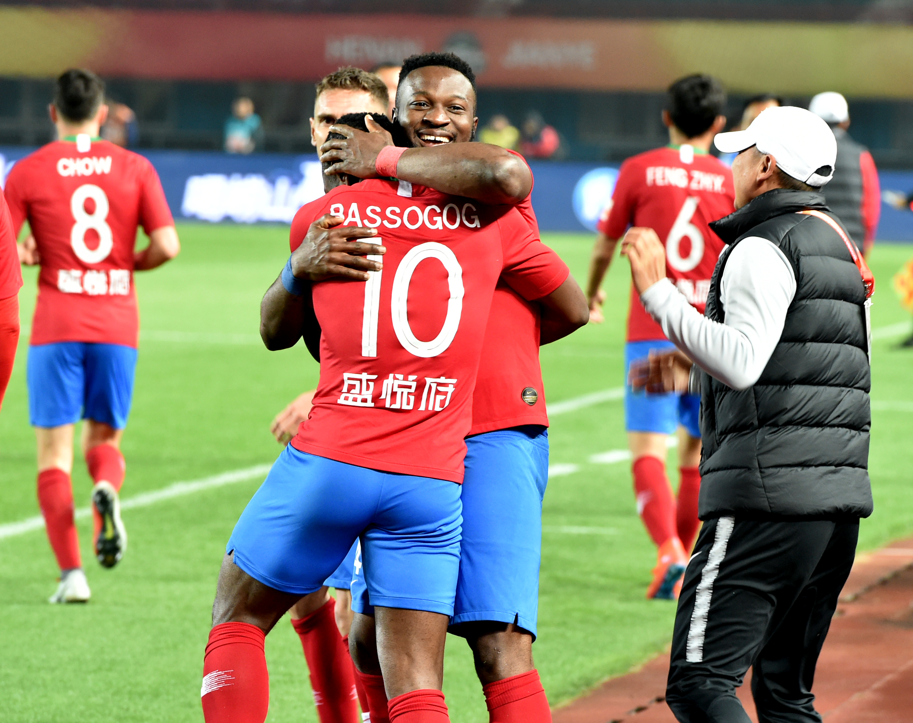 邮报：皇马想让阿诺德踢世俱杯，但需要利物浦&英超&西甲同意